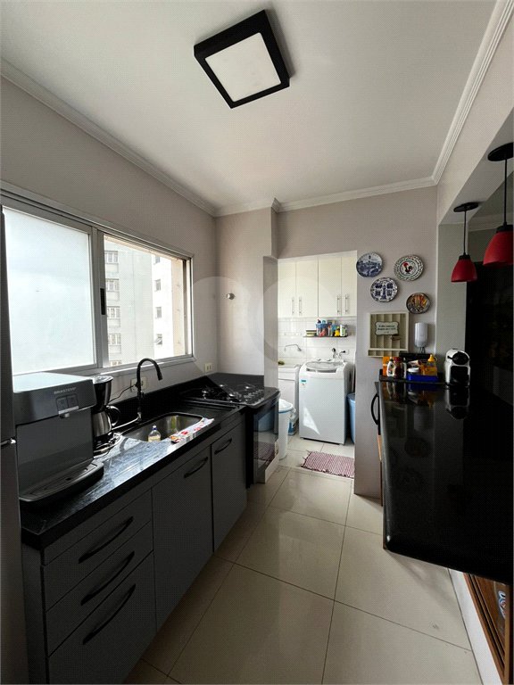 Apartamento à venda com 3 quartos, sendo 1 suíte,  em Alto da Lapa, São Paulo, SP