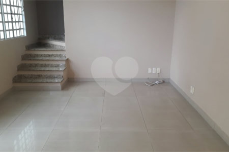 Casa em condomínio à venda com 3 quartos, sendo 1 suíte,  em Vila Natal, Mogi das Cruzes, SP