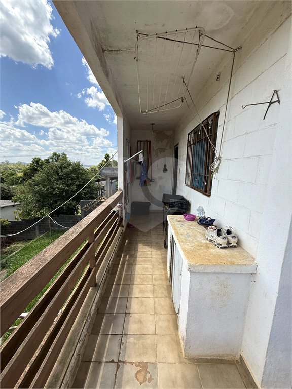 Chácara à venda com 3 quartos em Parque das Varinhas, Mogi das Cruzes, SP