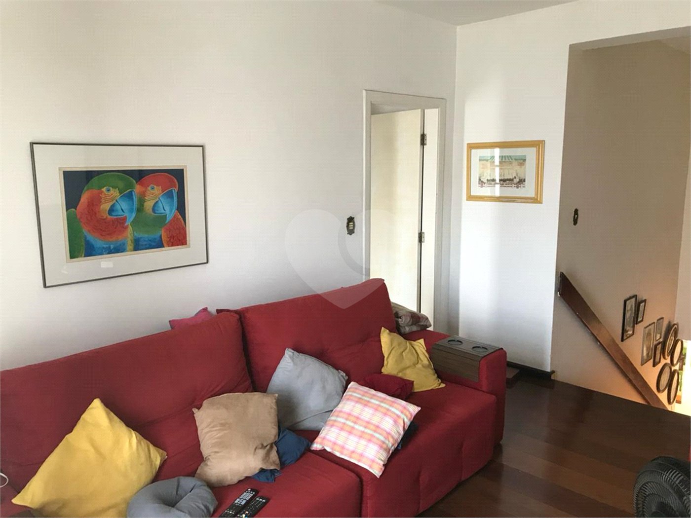 Casa à venda com 4 quartos, sendo 2 suítes,  em Jardim Armênia, Mogi das Cruzes, SP