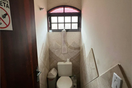 Casa à venda com 4 quartos, sendo 1 suíte,  em Jardim Ponte Grande, Mogi das Cruzes, SP