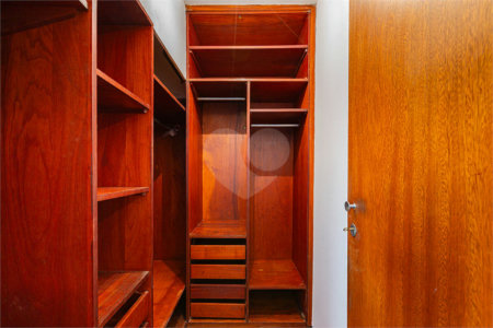 Apartamento à venda ou para alugar com 3 quartos, sendo 1 suíte, em Itaim Bibi, São Paulo, SP