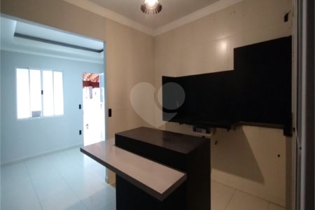 Casa à venda com 3 quartos, sendo 1 suíte, no condomínio Rio das Pedras, Salto - SP