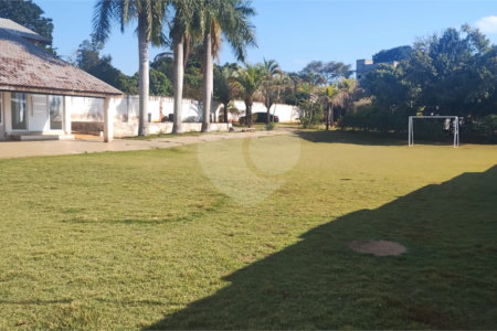 Chácara à venda com 6 quartos, sendo 3 suítes,  em Jardim Alvorada (george Oetterer), Iperó, SP