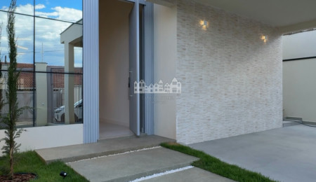 Casa térrea à venda com 3 suítes, em Nova Gardênia, Atibaia - SP