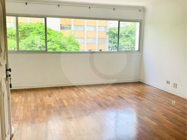 Apartamento à venda com 3 quartos, sendo 1 suíte,  em Santana, São Paulo, SP