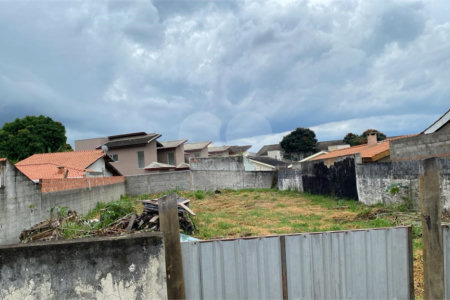 Terreno à venda em Loteamento Jardim Morumbi, Atibaia, SP