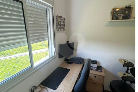 Apartamento à venda com 2 quartos, sendo 1 suíte,  em Interlagos, São Paulo, SP