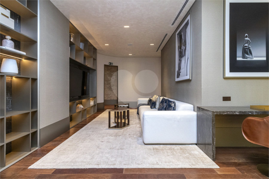 Apartamento à venda com 4 suítes em Jardim Guedala, São Paulo, SP