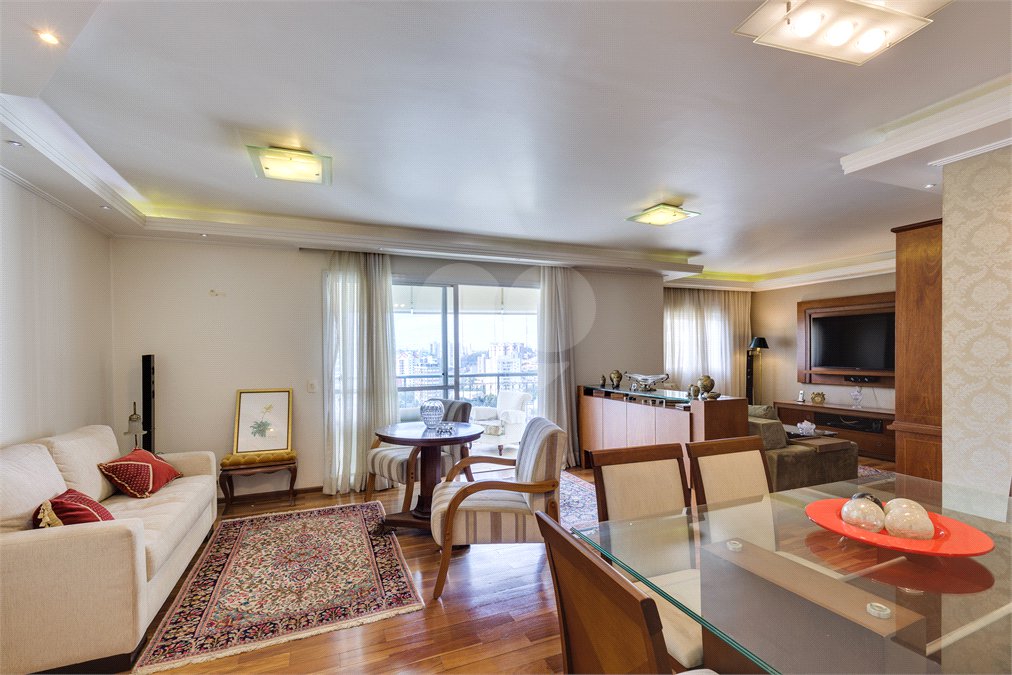 Apartamento à venda com 3 quartos, sendo 2 suítes, em Jardim Marajoara, São Paulo, SP