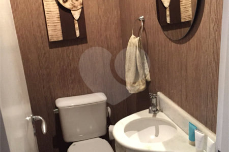 Apartamento à venda com 3 quartos, sendo 1 suíte, em Vila Andrade, São Paulo, SP