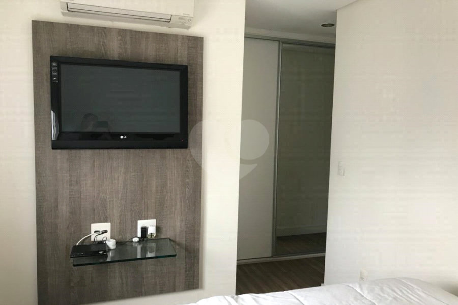 Apartamento à venda com 3 quartos, sendo 1 suíte, em Barra Funda, São Paulo, SP