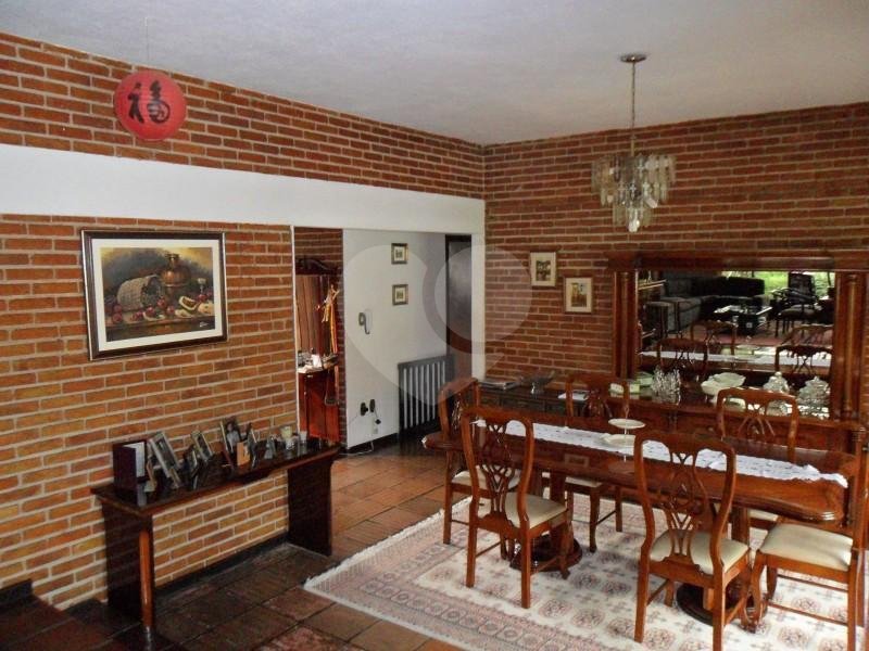 Sobrado à venda com 3 quartos, sendo 1 suíte,  em Vila São Francisco, São Paulo, SP