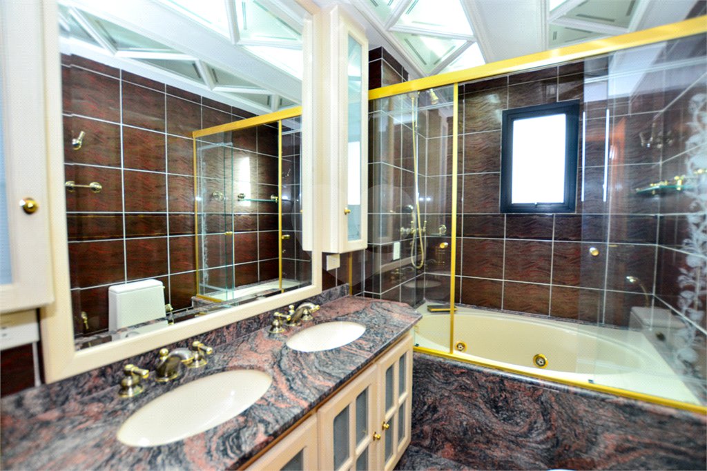 Apartamento à venda com 4 quartos, sendo 2 suítes, em Vila Monumento, São Paulo, SP