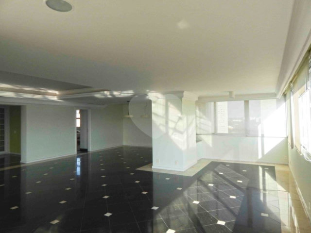 Apartamento à venda com 4 suítes em Jardim Marajoara, São Paulo, SP