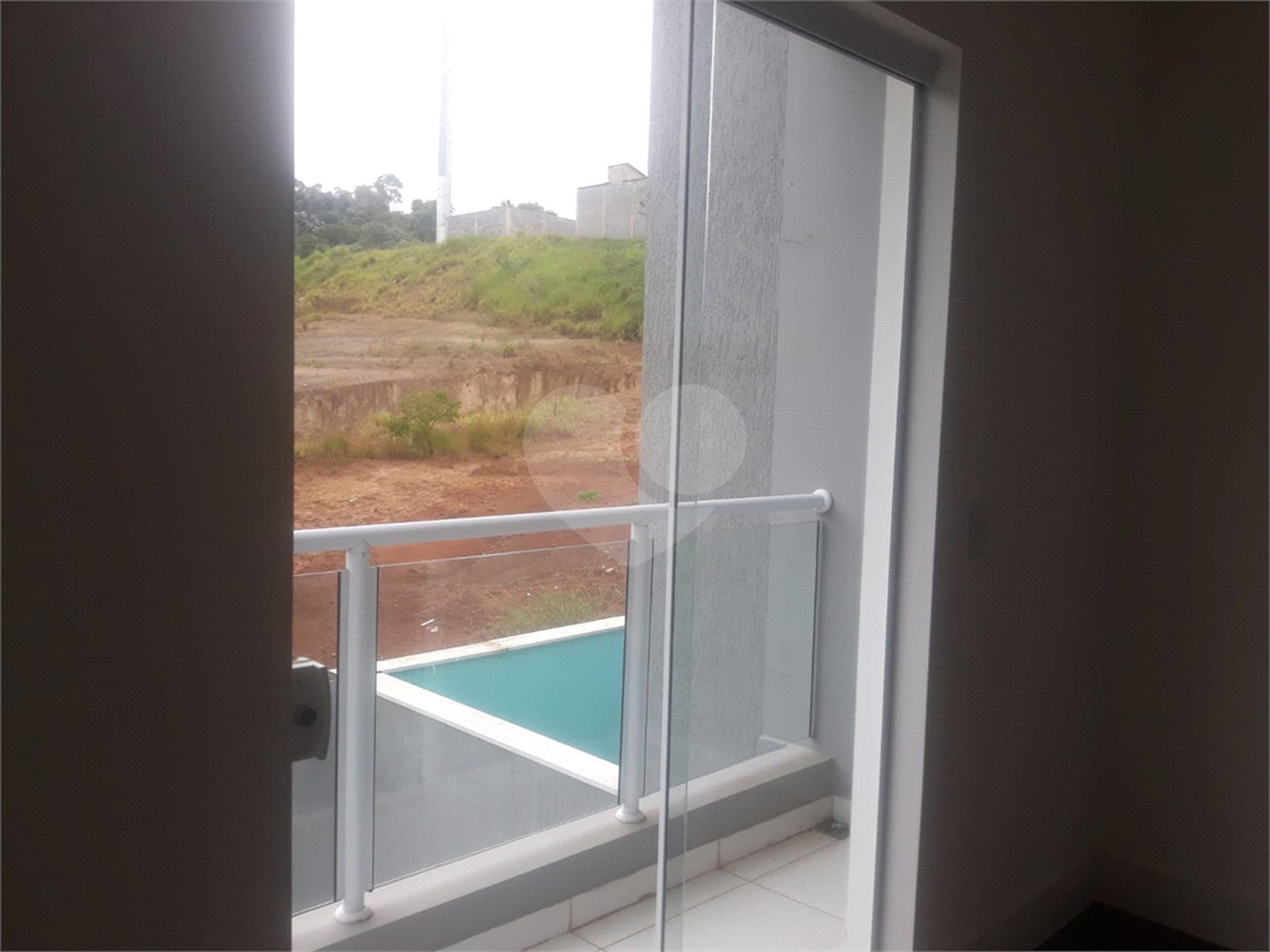 Sobrado à venda com 3 quartos, sendo 1 suíte, em Jardim Vitória, Mairinque, SP