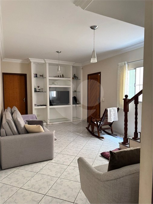 Casa à venda com 3 quartos, sendo 1 suíte, em Vila Constança, São Paulo, SP