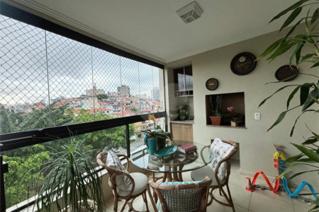 Apartamento à venda com 3 suítes em Vila Paulicéia, São Paulo, SP