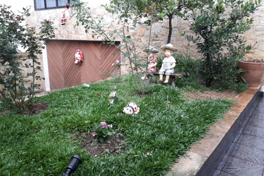 Sobrado à venda com 4 quartos, sendo 1 suíte, em Tremembé, São Paulo, SP
