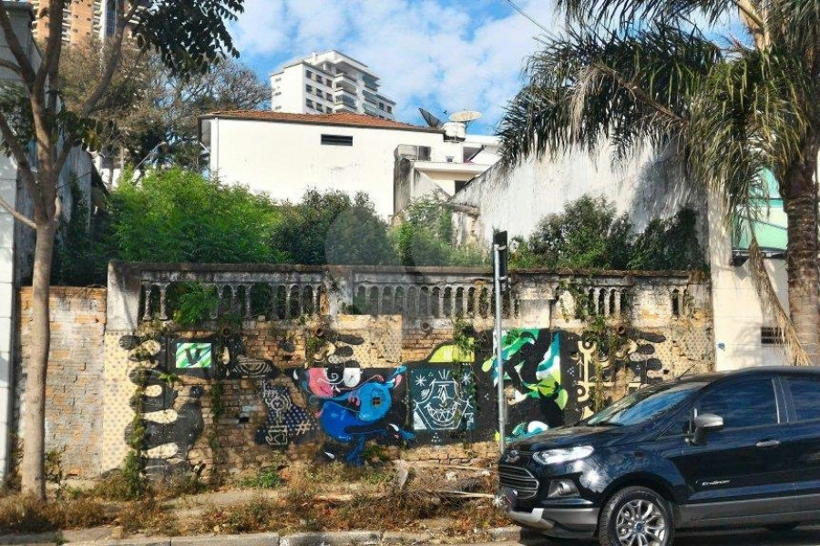Terreno à venda em Água Fria, São Paulo, SP