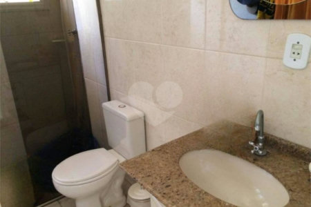 Casa à venda com 3 suítes no condomínio Residencial Jardim Paulista I, Vinhedo - SP