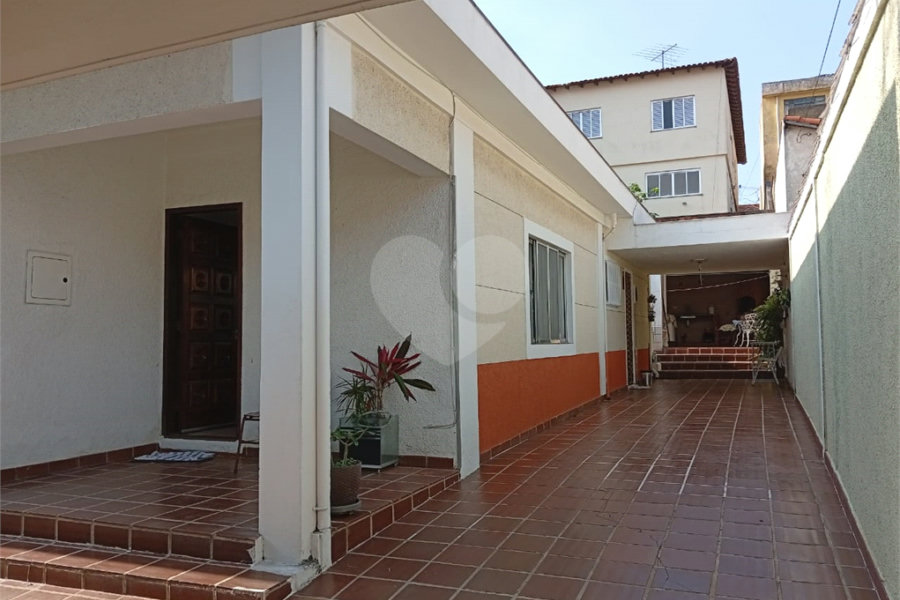 Casa Térrea à venda com 4 quartos, sendo 1 suíte, em Jardim Regina, São Paulo, SP