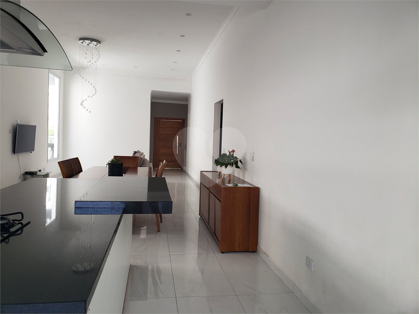 Casa à venda com 3 suítes no condomínio Residencial Veredas, Mogi das Cruzes - SP