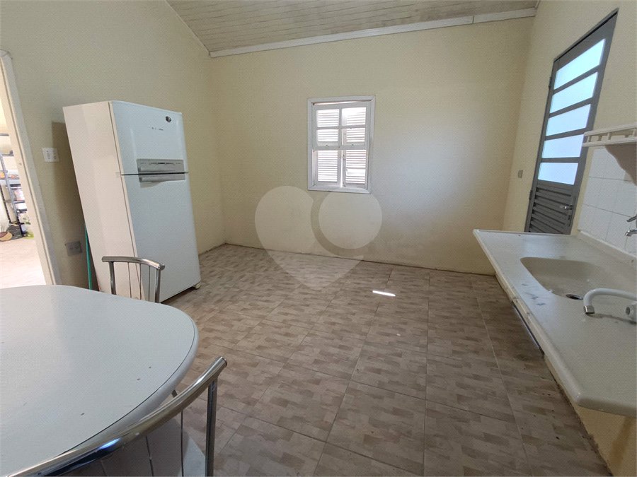 Chácara à venda com 4 quartos, sendo 1 suíte, em Vila Vilma (mailasqui), São Roque, SP