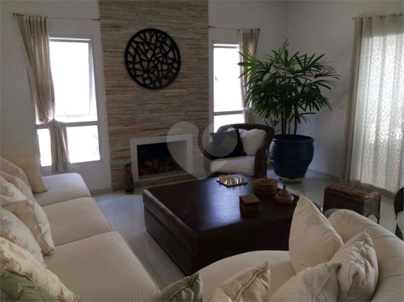 Casa à venda com 3 suítes no condomínio Residencial Jardim Paulista I, Vinhedo - SP