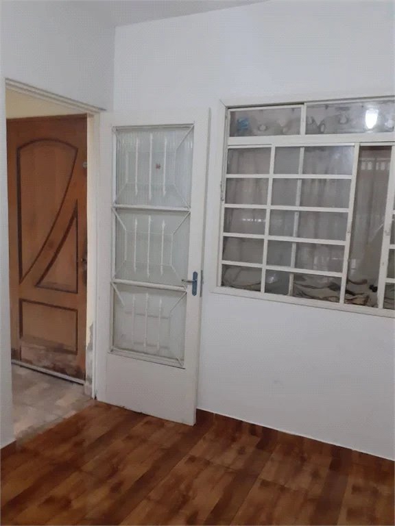 Sobrado à venda com 4 quartos, sendo 1 suíte, em Jardim Germânia, São Paulo, SP