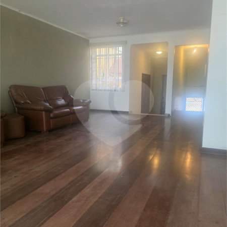 Sobrado para alugar com 3 quartos, sendo 1 suíte, em Vila Valparaíso, Santo André, SP