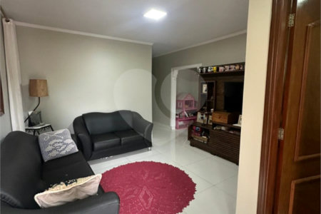 Casa à venda com 6 suítes em Pedro Juan Caballero, Amambay