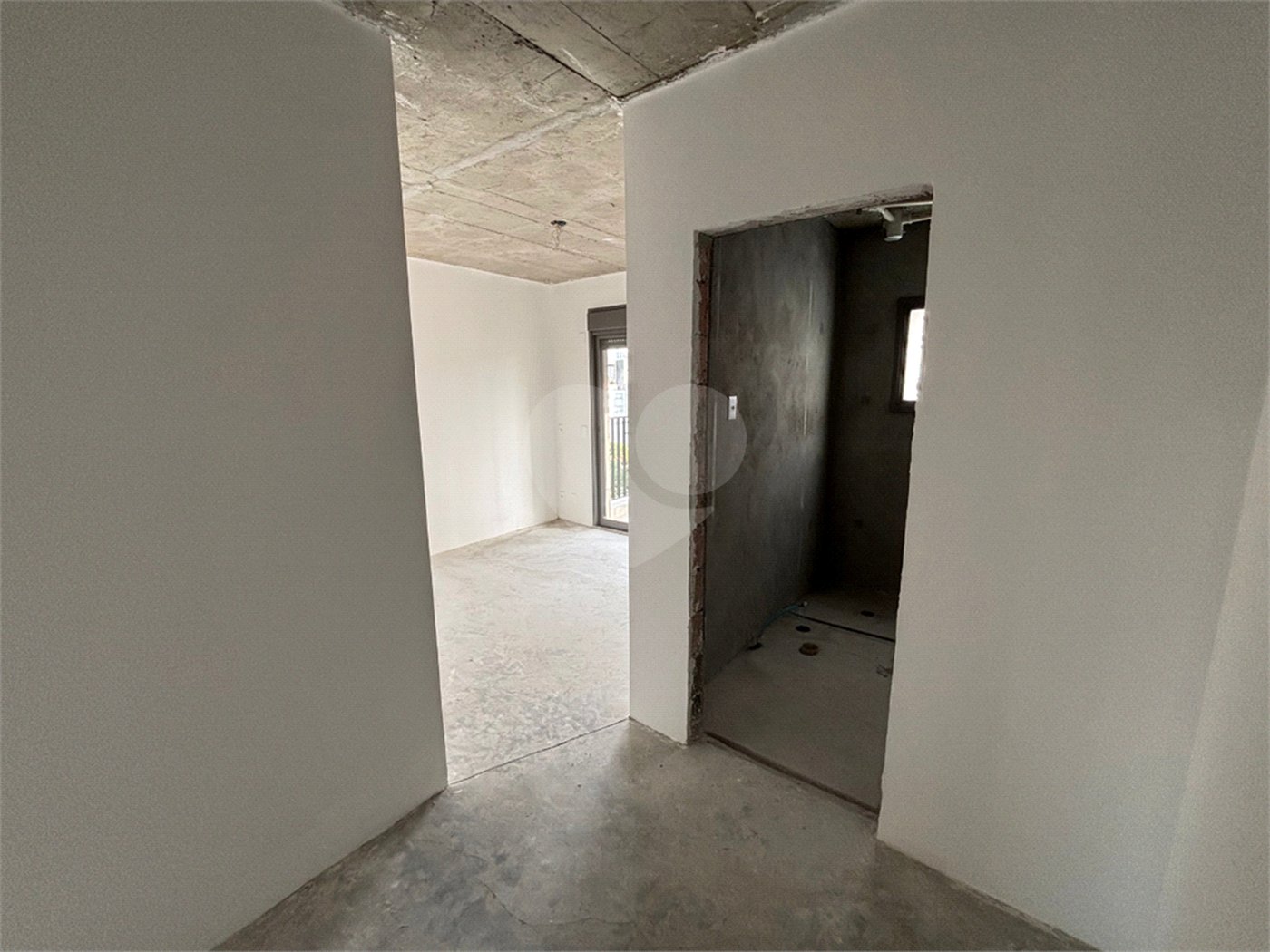 Apartamento à venda com 3 suítes em Moema, São Paulo, SP