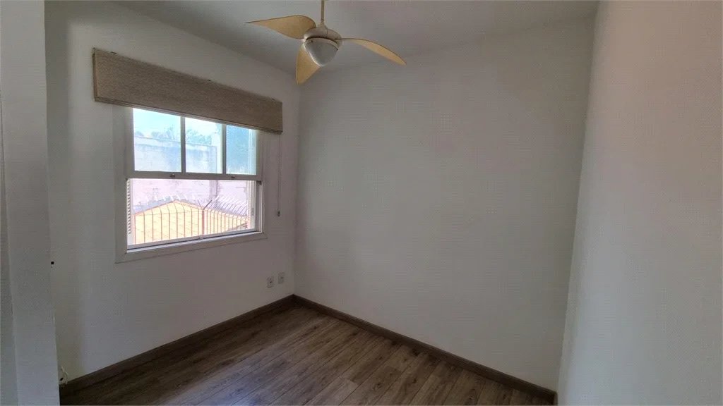 Casa à venda com 3 quartos, sendo 1 suíte, no condomínio Residencial Villagio, São Paulo - SP