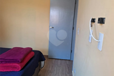 Casa à venda com 2 quartos no condomínio Vila da Prata I, Mogi das Cruzes - SP