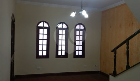 Sobrado à venda com 4 quartos em Chácara Santo Antônio, São Paulo, SP