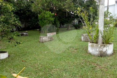 Chácara à venda com 3 quartos, sendo 1 suíte,  em Conjunto Habitacional Brás Cubas, Mogi das Cruzes, SP