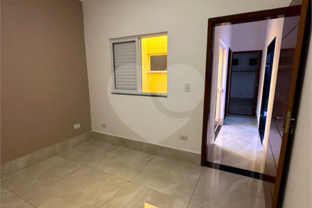Casa à venda com 3 quartos, sendo 1 suíte,  no condomínio Horto Florestal Villagio, Sorocaba - SP