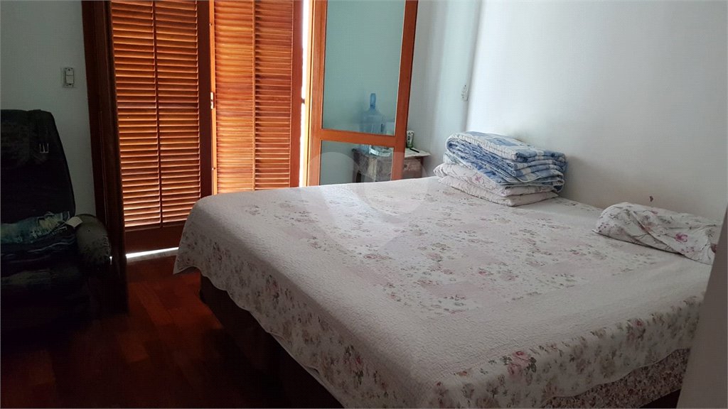Casa à venda com 3 suítes em Santana, São Paulo, SP