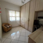 Casa à venda com 3 quartos, sendo 1 suíte, no condomínio Outeiro das Flores 2, Itupeva - SP