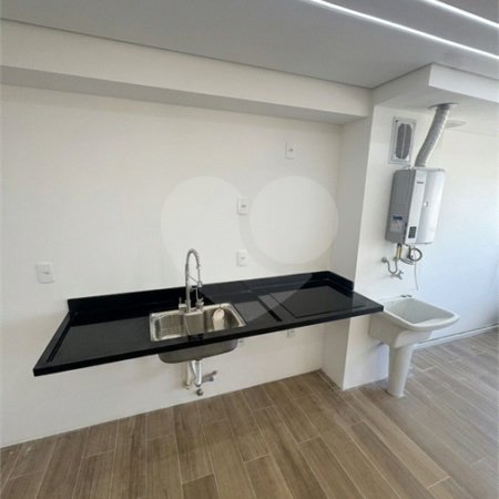 Apartamento à venda com 3 quartos, sendo 1 suíte, em Vila Cruz das Almas, São Paulo, SP