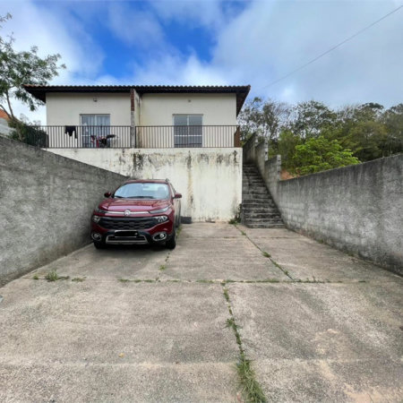 Sobrado à venda com 2 quartos, sendo 1 suíte, em Loteamento Jardim do Sol (mailasqui), São Roque, SP