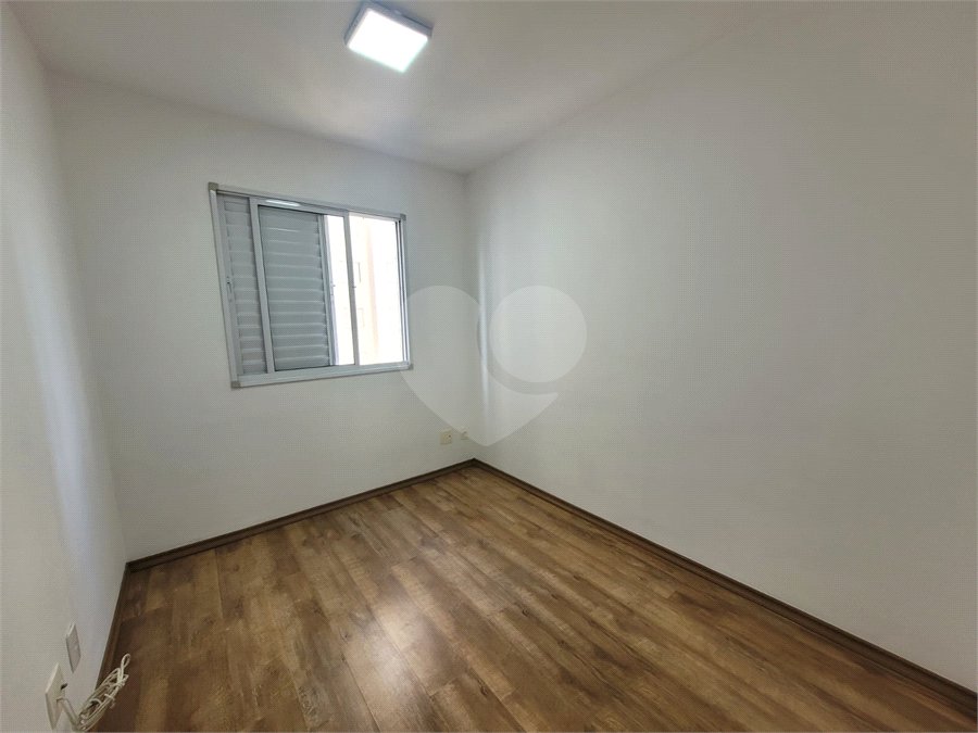Apartamento à venda com 2 quartos em Vila Anastácio, São Paulo, SP