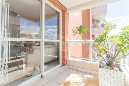 Apartamento à venda com 4 quartos, sendo 3 suítes,  em Indianópolis, São Paulo, SP
