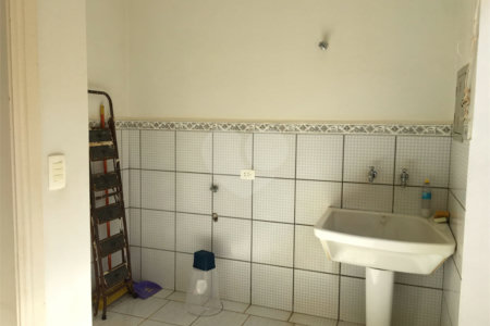 Casa à venda com 3 suítes em Vila Nastri, Itapetininga, SP