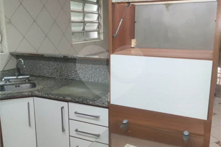 Casa à venda com 3 quartos, sendo 2 suítes, em Jaraguá, São Paulo, SP