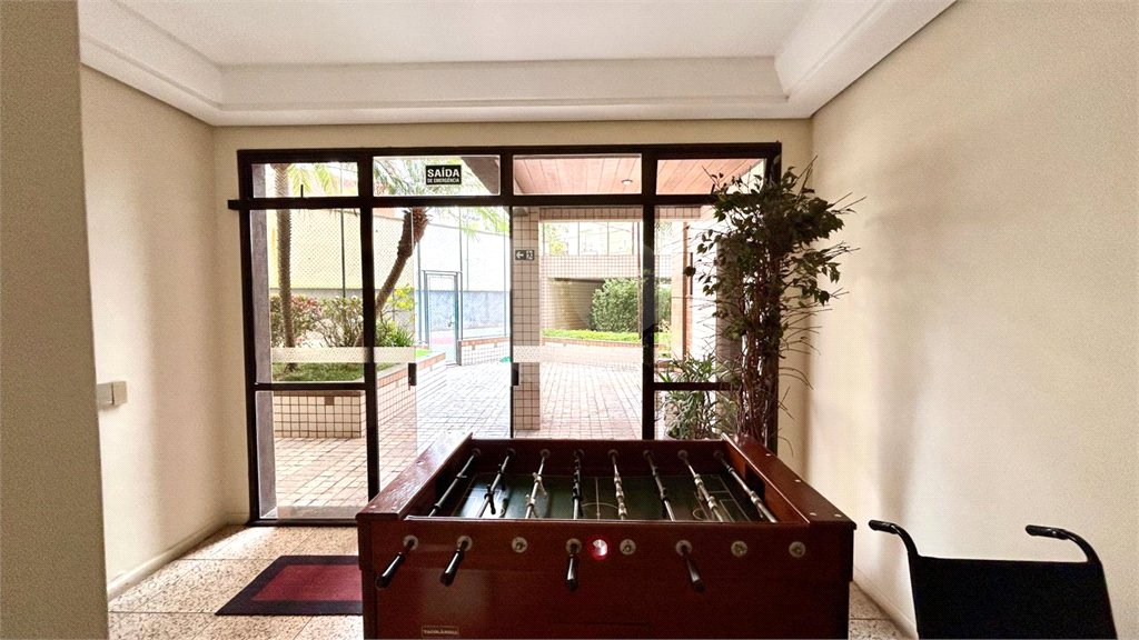Apartamento à venda com 3 suítes em Vila Suzana, São Paulo, SP