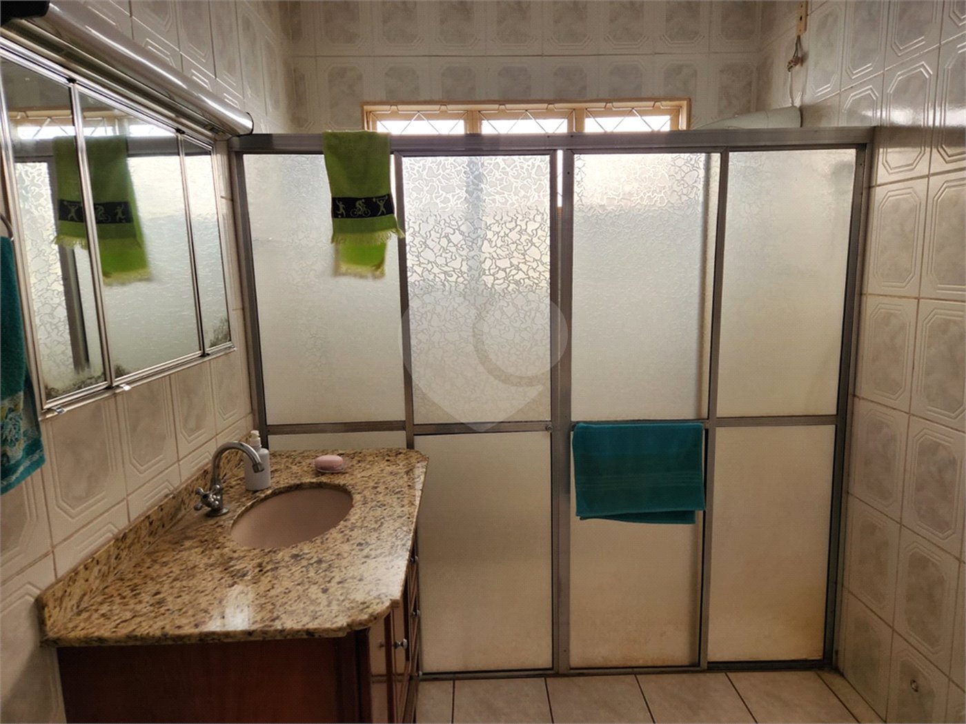 Casa à venda com 4 quartos, sendo 1 suíte, no Centro, Araraquara, SP