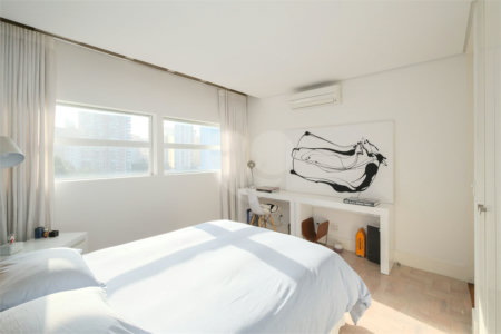 Apartamento para alugar com 3 quartos, sendo 1 suíte, em Pinheiros, São Paulo, SP