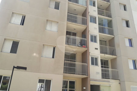 Ótimo apartamento Na rua Newton Prado no Bom Retiro
